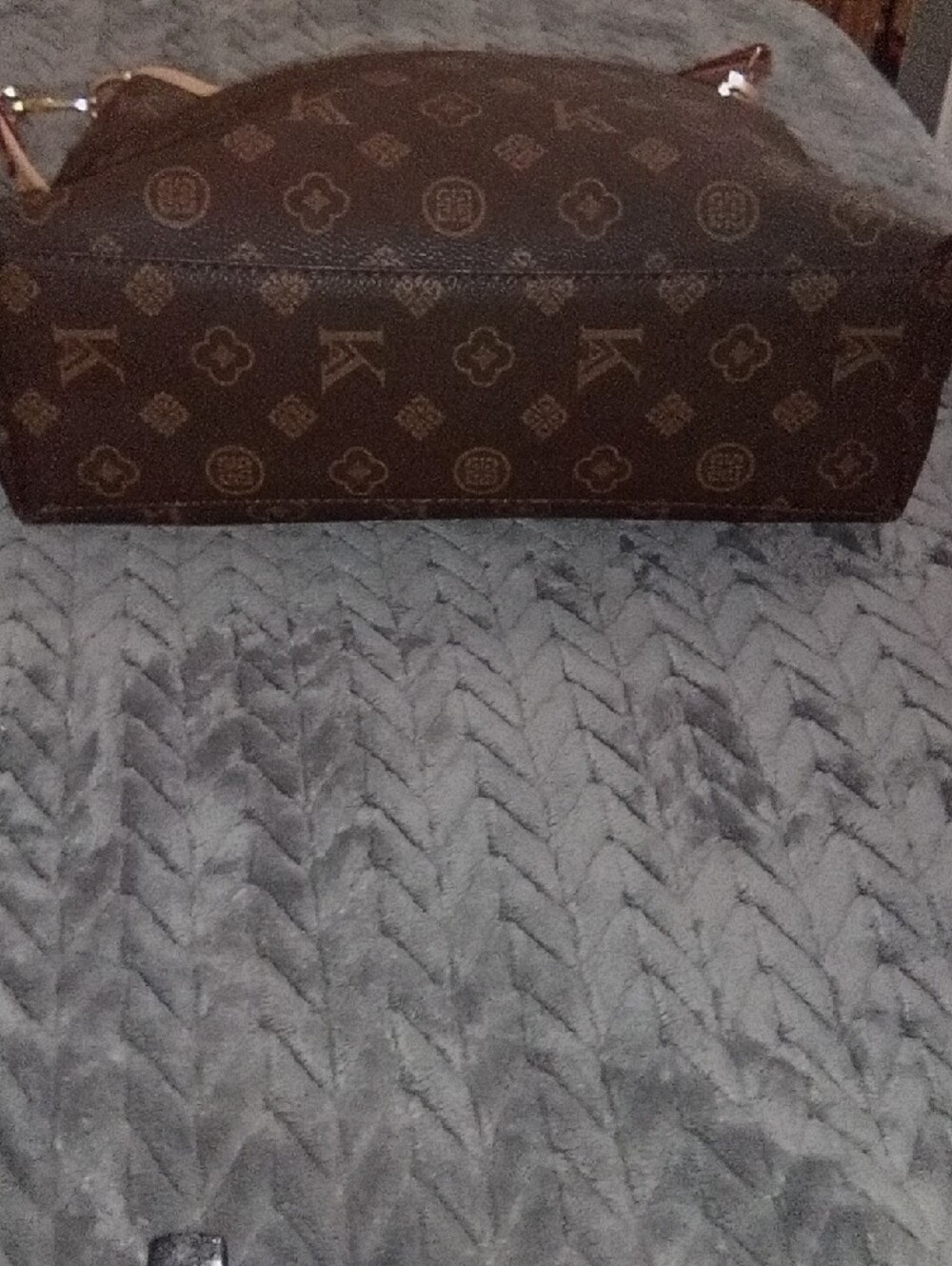 Brown Patterned Shoulder Bag with Tan Trim - Picture 2 of 5